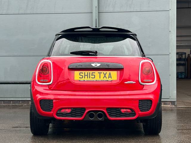 2015 Mini Hatchback 2.0 John Cooper Works 3dr Auto