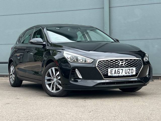 Hyundai i30 1.4T GDI SE Nav 5dr Hatchback Petrol Black