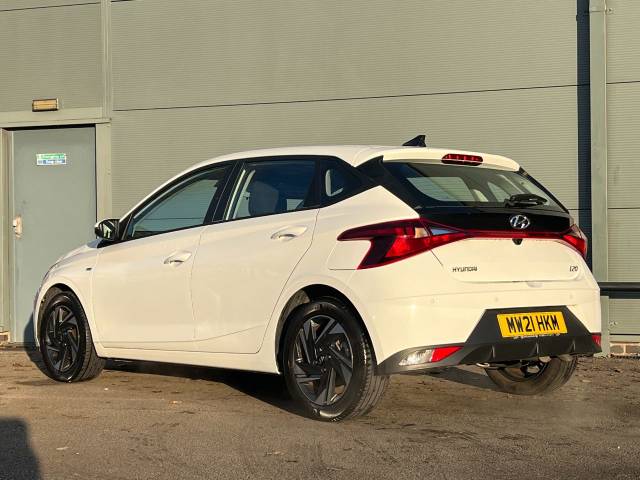 2021 Hyundai i20 1.0T GDi 48V MHD SE Connect 5dr