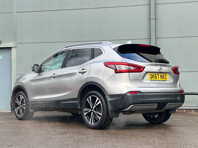 2017 Nissan Qashqai 1.2 DiG-T N-Connecta 5dr
