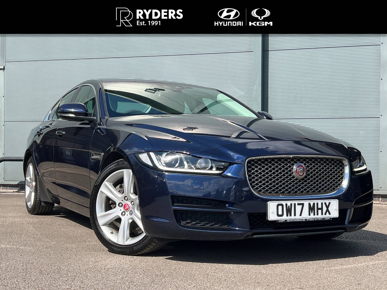 2017 Jaguar XE