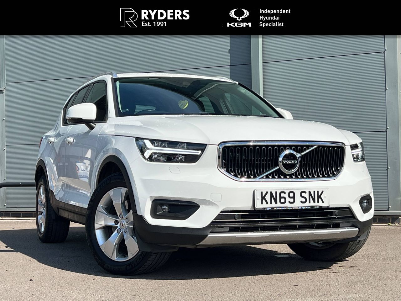 2019 Volvo XC40