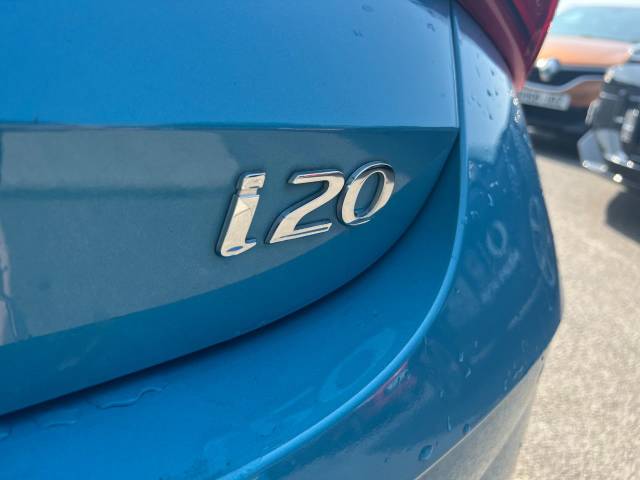 2022 Hyundai i20 1.0T GDi 48V MHD SE Connect 5dr