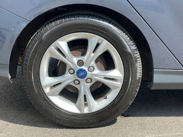 2011 Ford Focus 1.6 125 Zetec 5dr