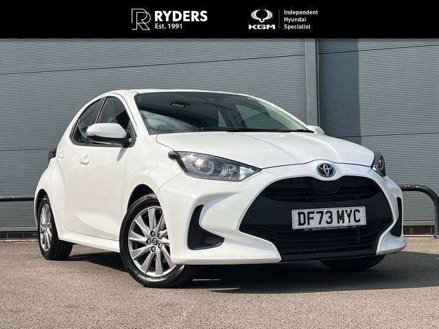 Toyota Yaris 1.5 Hybrid Icon 5dr CVT Hatchback Hybrid White