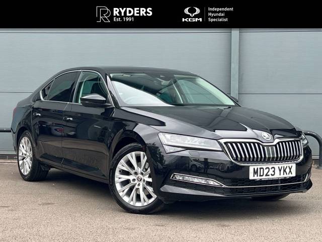 Skoda Superb 2.0 TSI 190 SE L 5dr DSG Hatchback Petrol Black