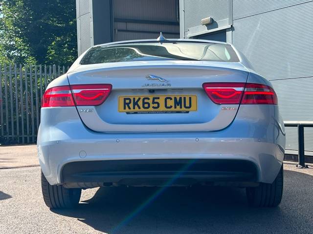 2015 Jaguar XE 2.0 Prestige 4dr Auto