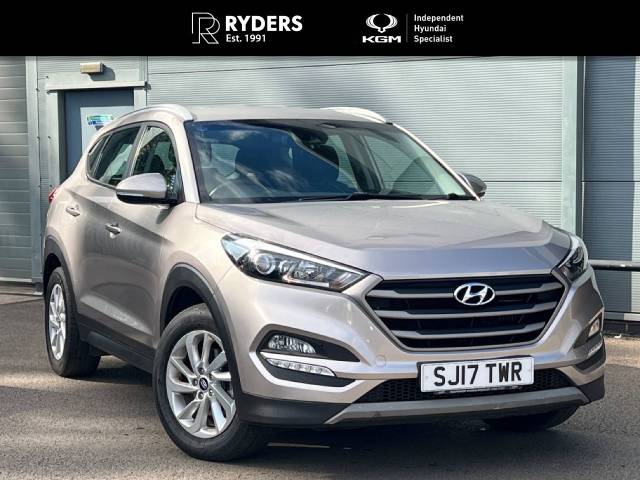 Hyundai TUCSON 1.7 CRDi Blue Drive SE Nav 5dr 2WD Estate Diesel Gold