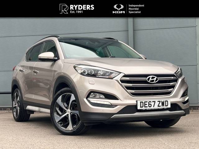 Hyundai TUCSON 2.0 CRDi Blue Drive Premium SE 5dr 2WD Estate Diesel Beige